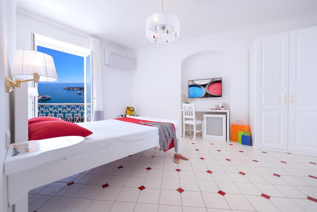 Alojamento de Acomodação e Pequeno-almoço Vista D'amalfi 2*
